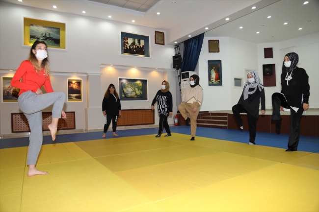 Çubuk'ta kadınlara özel judo kursu