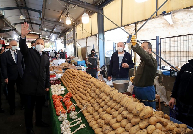 İstanbul Valisi Yerlikaya'dan pazarda HES kodu denetimi