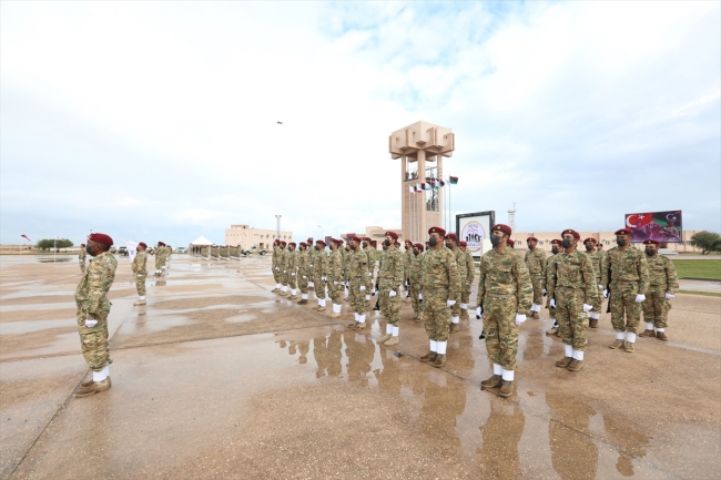 TSK'nın eğittiği Libyalı askerler mezun oldu