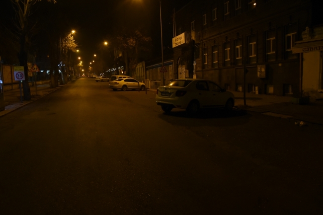 Kısıtlamanın ardından kentler sessizliğe büründü