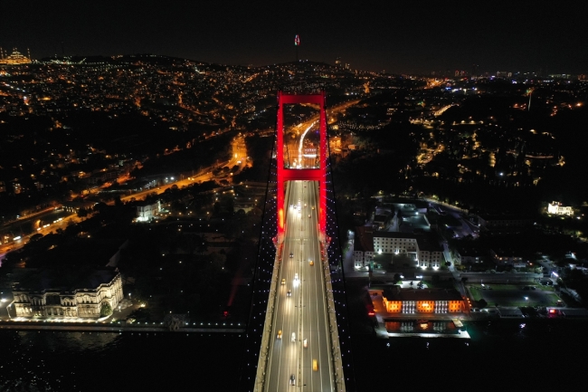 Kısıtlamanın ardından kentler sessizliğe büründü