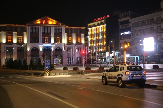 Kısıtlamanın ardından kentler sessizliğe büründü