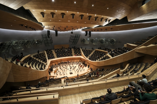 CSO yeni konser salonu ilk kez sanatseverleri ağırladı