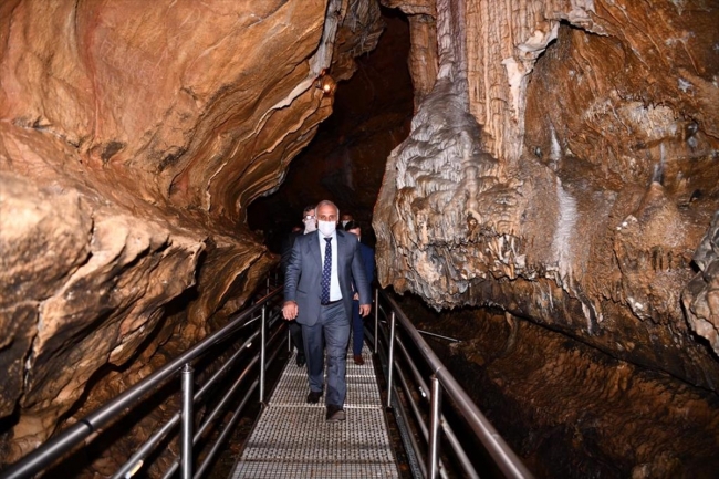 Çal Mağarası 11 ayda 182 bin turist ağırladı