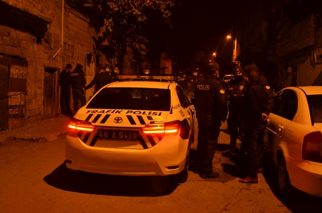 Aynı araçta yakalandılar, birbirlerini tanımadılar