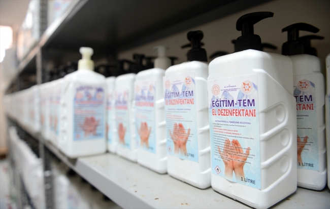 Malatya'da meslek lisesi öğrencileri 237 ton hijyen malzemesi üretti