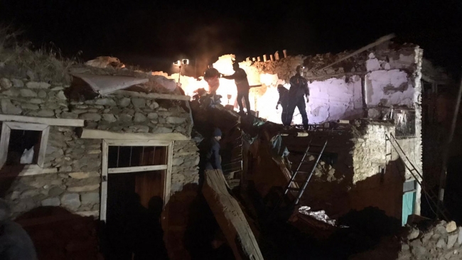 AFAD: Elazığ merkezli depremde 922 kişi yaralandı