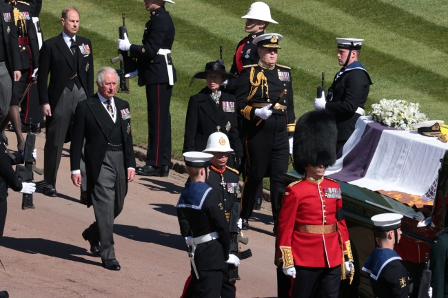 Prens Philip son yolculuğuna uğurlandı