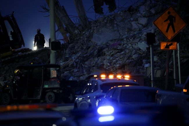 ABD'de çöken binada umutlar tükendi