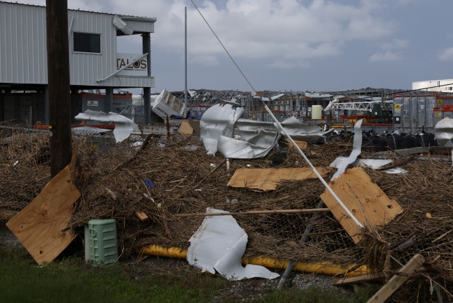 Ida Kasırgası'nın vurduğu ABD'de kuyruklar uzadı