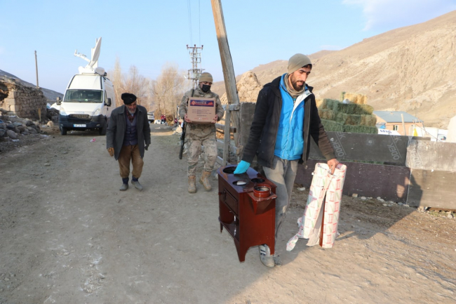 Erzurum'daki depremde 45 evde ağır hasar oluştu