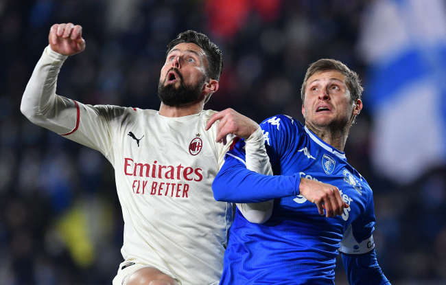 Milan'dan deplasmanda 4 gollü galibiyet
