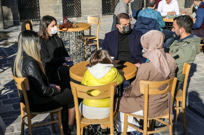 Profesyonel turist rehberleri Diyarbakır’ı dünyaya tanıtacak