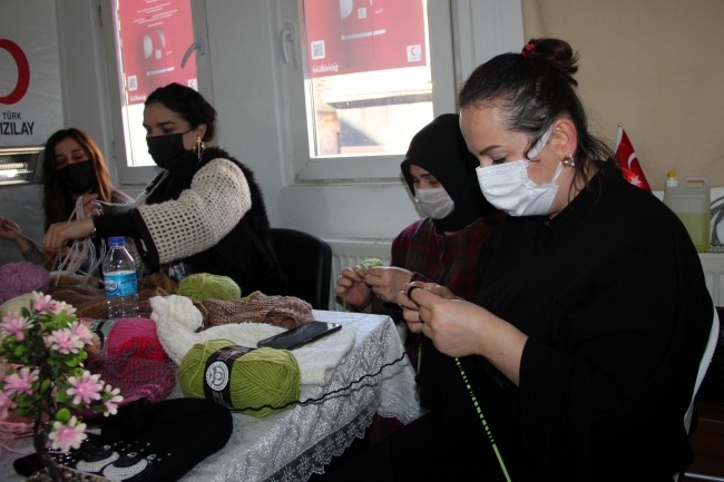 Türk Kızılay ihtiyaç sahibi çocuklara sosyal projelerle ulaşıyor