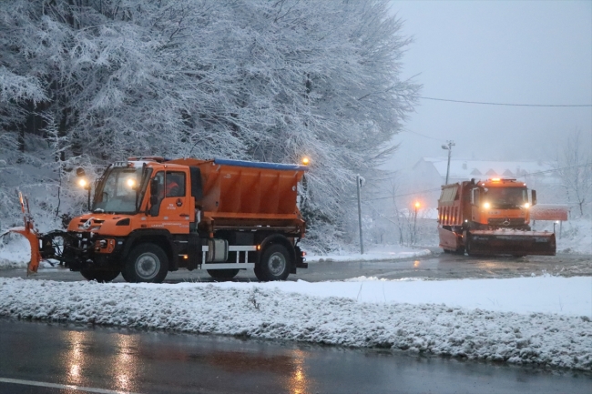 Bolu Dağı'nda kar yağışı: Sürücüler uyarıldı
