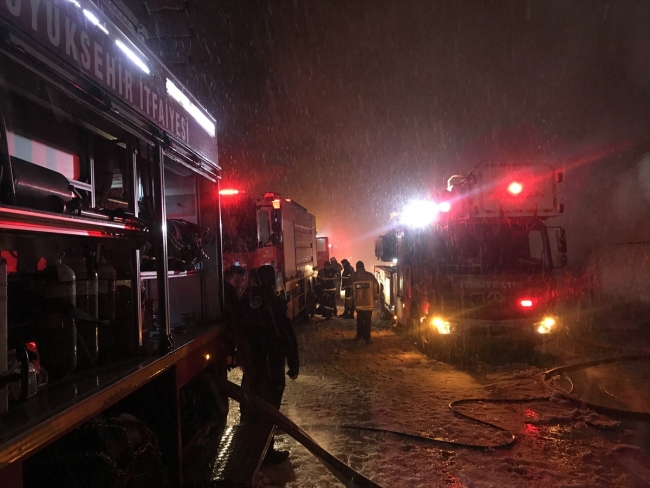 Bursa'da fabrika yangını