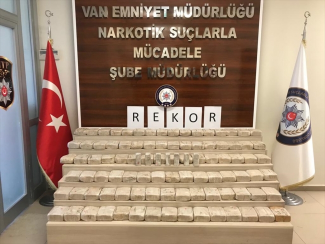 Güvenlik güçleri terörün finans kaynağına da geçit vermiyor