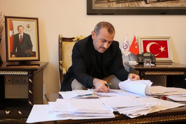 Ordu Valisi yetim ve öksüz çocukları sevindirdi