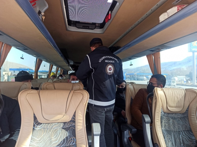 Ankara'da 13 düzensiz göçmen yakalandı