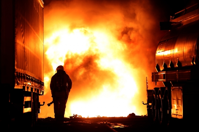 Esenyurt'ta fabrika yangını