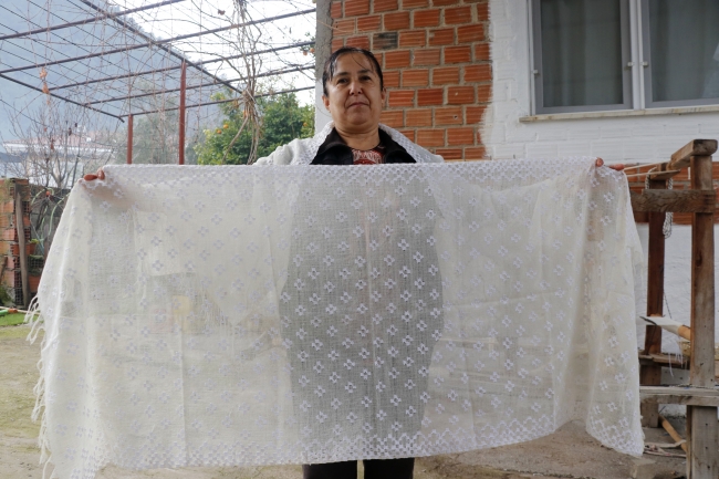 Fethiye'nin "üzümlü dastarı dokuması" tescillendi