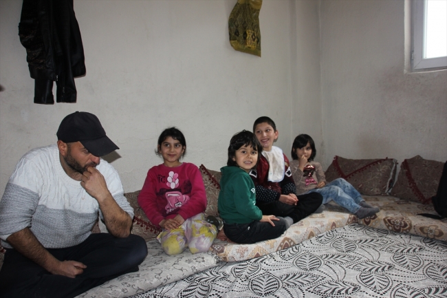 Hakkarili aile engelli çocuklarının tedavisi için yardım bekliyor