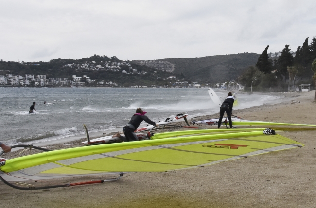 Muğla'da kuvvetli fırtına etkili oluyor