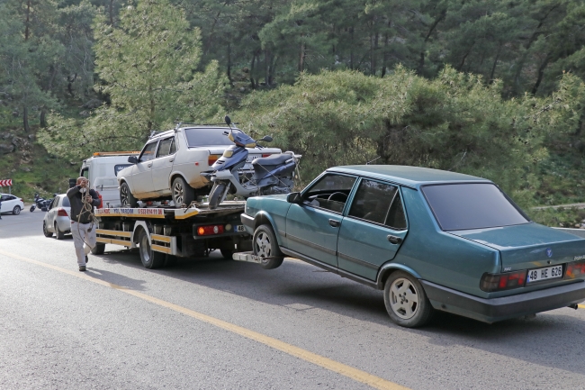 Polisin 'dur' ihtarına uymadı, çifte ceza yedi