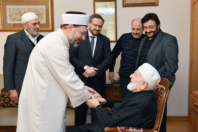 Diyanet İşleri Başkanı Erbaş, Muhammed Emin Saraç'ı anlattı