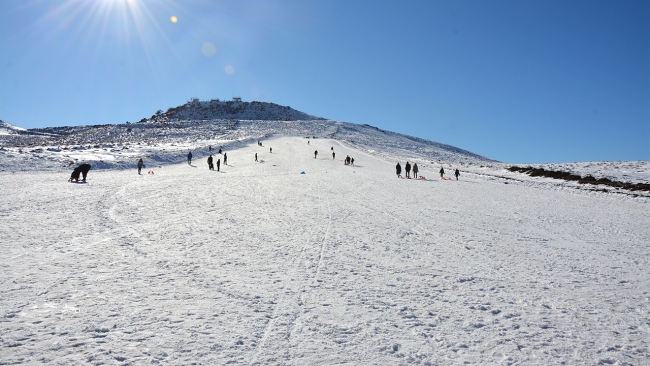 'Güneydoğu'nun Uludağı' sezonun son kayakçılarını ağırlıyor