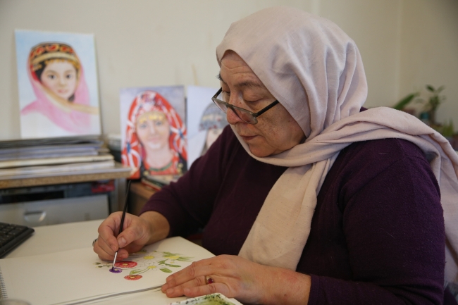 "Ressamlık" hayalini emekli olunca gerçekleştirdi