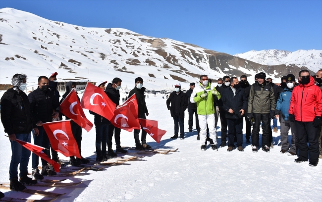 Şemdinlili gençler artık profesyonel kayak takımlarıyla kayacak