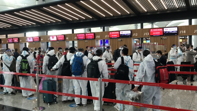İstanbul Havalimanı'nda yolcu yoğunluğu