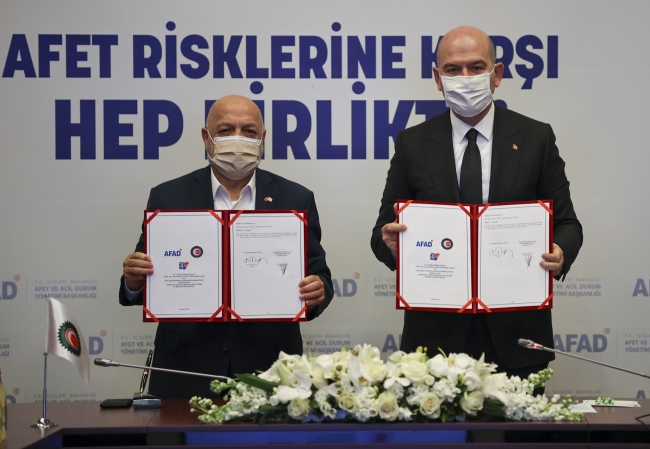 Bakan Soylu: Türkiye'nin 81 vilayetinde afet risklerini belirliyoruz