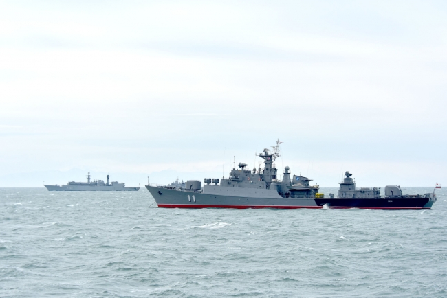 NATO savaş gemileri Gürcistan'da