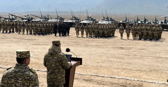 Kırgızistan Silahlı Kuvvetleri geniş çaplı askeri tatbikat düzenledi