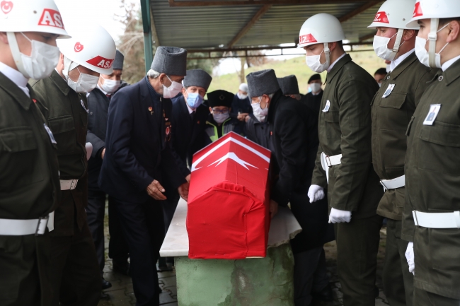 Kıbrıs gazisi son yolculuğuna uğurlandı