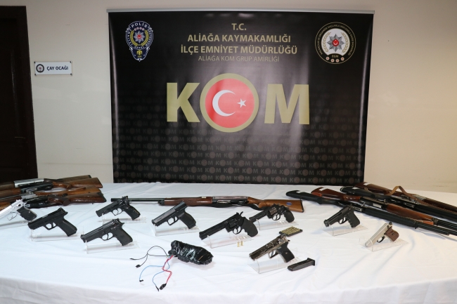 İzmir merkezli organize suç örgütü operasyonu: 32 gözaltı