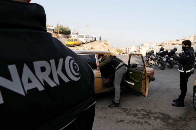 Şanlıurfa'da narkotimden mağaralar bölgesine baskın