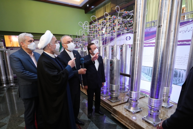 İran’ın Natanz Nükleer tesislerinde yeni nesil santrifüjler faaliyete başladı