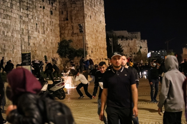 İsrail polisinden Kudüs’te Filistinlilere müdahale