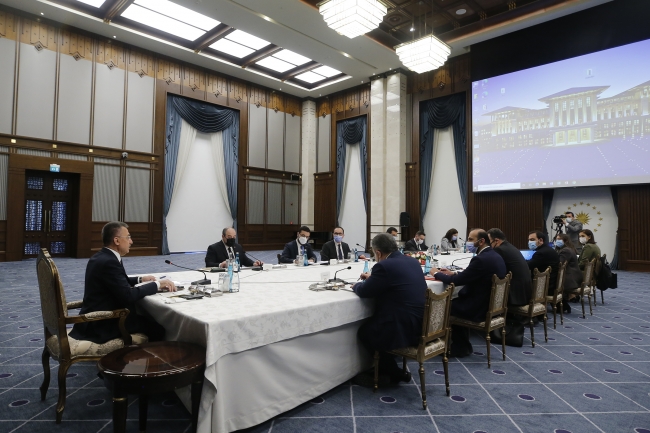 Cumhurbaşkanlığı Külliyesi'nde yerli aşı toplantısı yapıldı