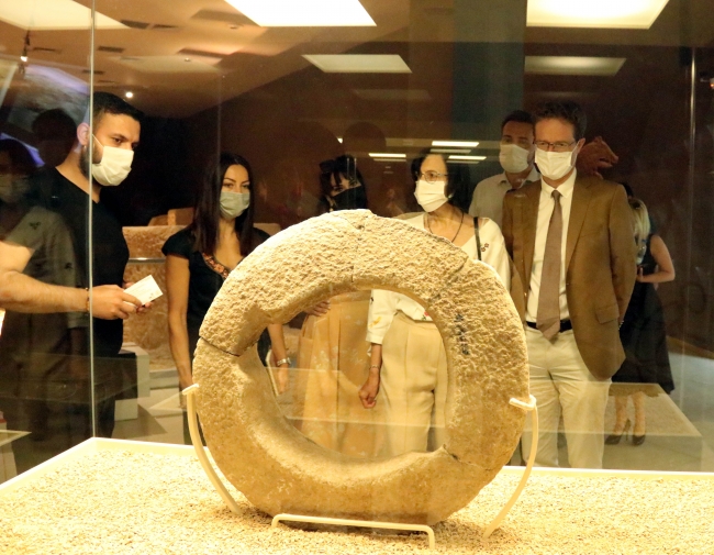 AB Türkiye Delegasyonu Başkanı Göbeklitepe'yi ziyaret etti