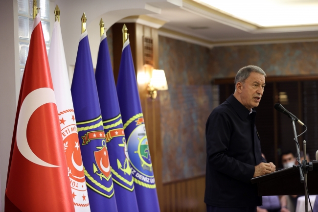 Bakan Akar: Girilemez denilen yerlere girdik, teröristlerden temizledik