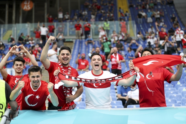 'Bizim Çocuklar' İtalya'ya 3-0 yenildi