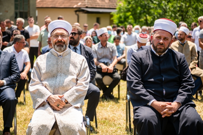 Ali Erbaş: Karadağ'da yapılan cami nice iyi insanların yetişmesine vesile olacaktır