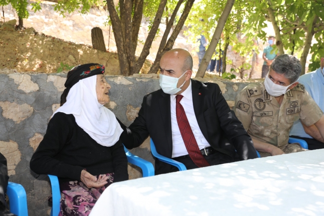 Mardin'de teröristlerin 34 yıl önce katlettiği 30 vatandaş anıldı