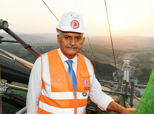 Binali Yıldırım "1915 Çanakkale Köprüsü"nde incelemelerde bulundu