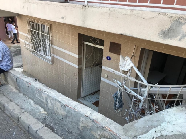 İzmir'de bir evde patlama: 5 yaralı
