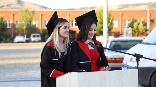 İkizler tıp fakültesi birinciliğini paylaştı